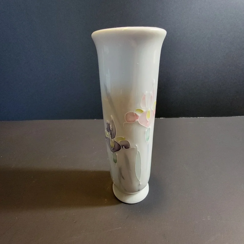 Otagiri Floral Lite Bud Vase Hand Painted With Pink And Blue Flowers
